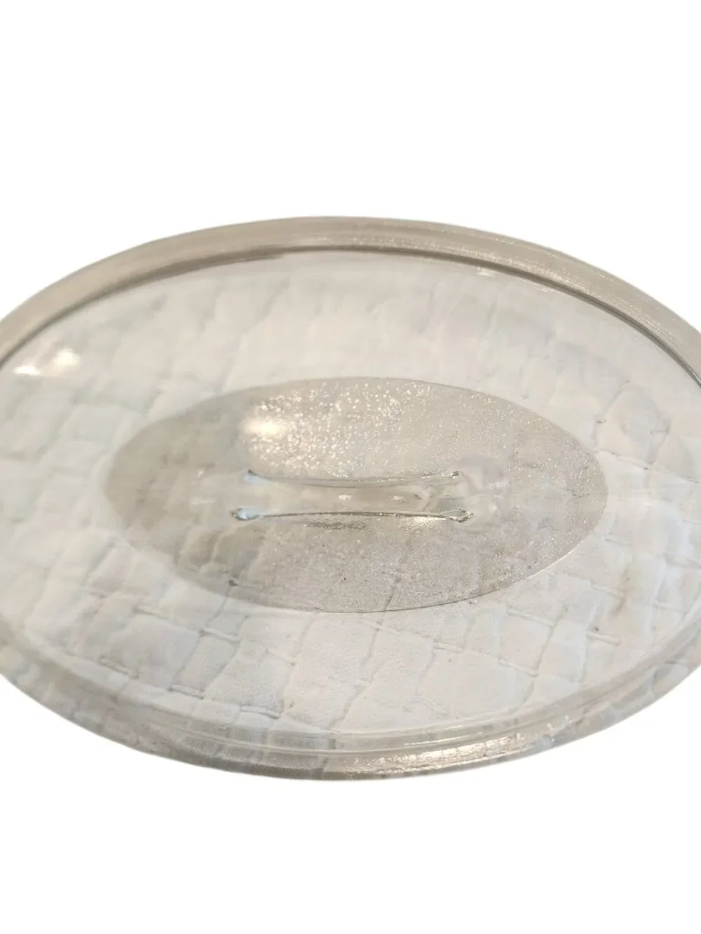 Currier & Ives Milk Glass Oval Casserole Pan w/Lid 9 x 2.5 x 7